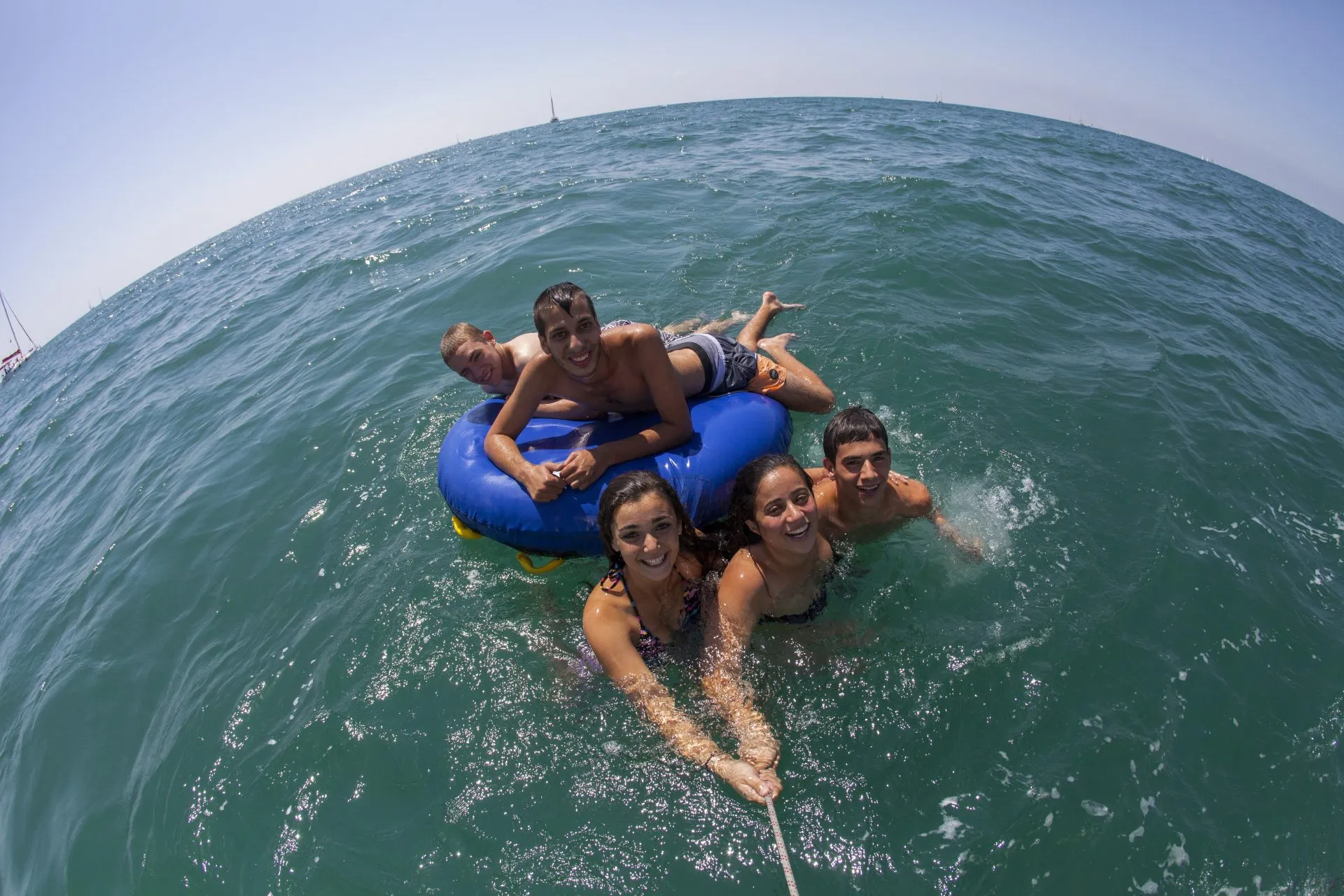 אבובים בהרצליה